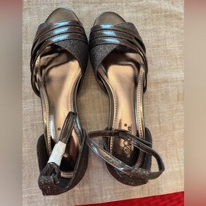 Black Women's Sandals